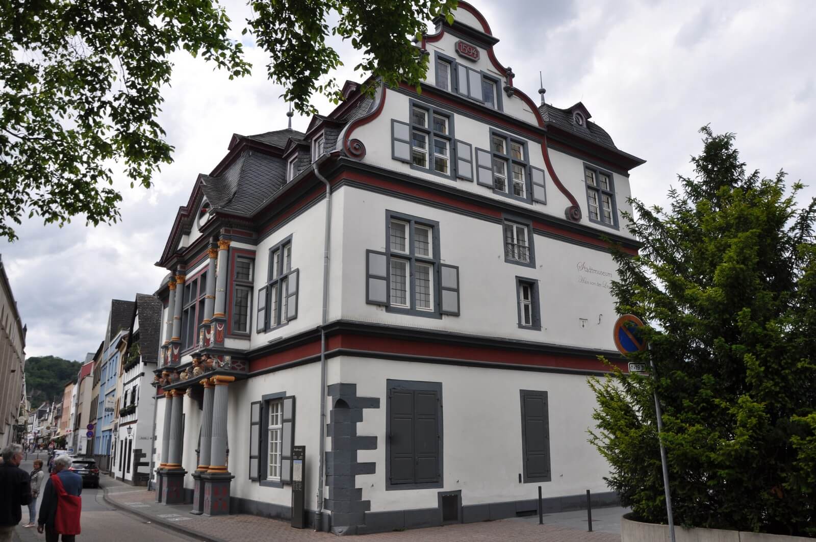 Das Stadtmuseum von 1600 in Andernach - Haus van der Leyen - Lupe Reisen